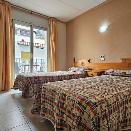 Hostal Los Manos Blanes Εξωτερικό φωτογραφία