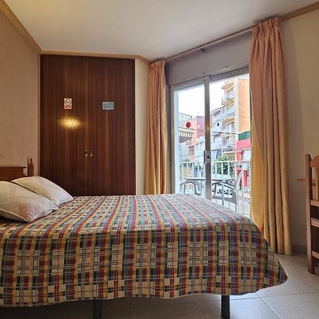 Hostal Los Manos Blanes Εξωτερικό φωτογραφία