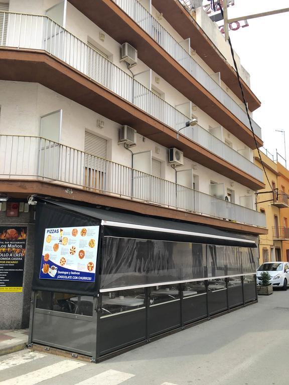 Hostal Los Manos Blanes Εξωτερικό φωτογραφία