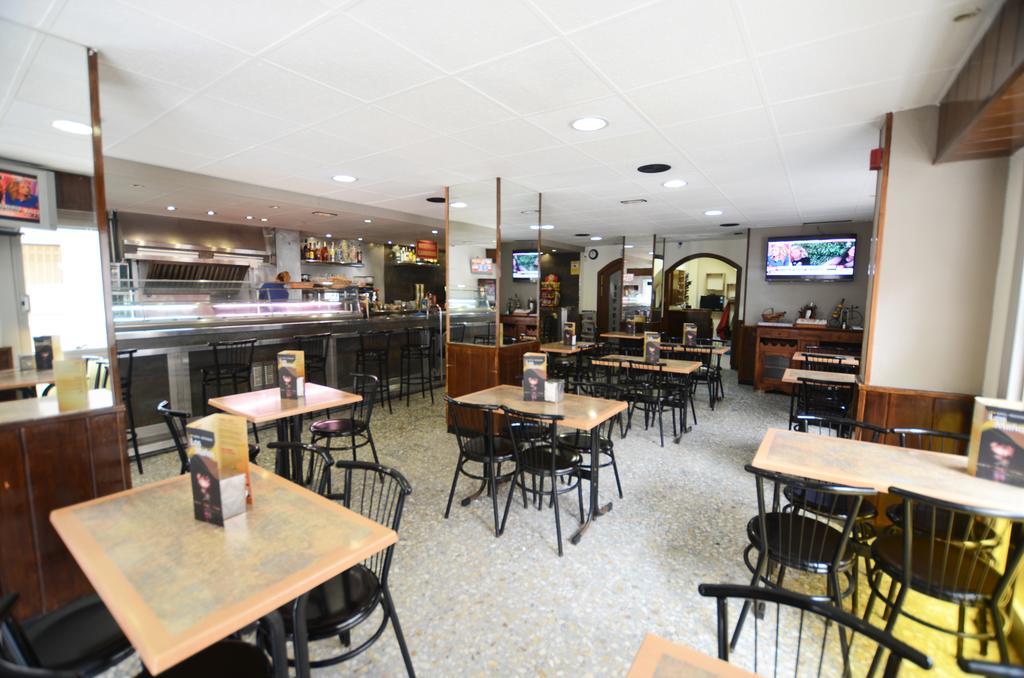 Hostal Los Manos Blanes Εξωτερικό φωτογραφία